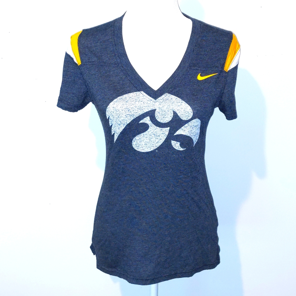 Women's Nike Iowa Hawkeyes t-shirt